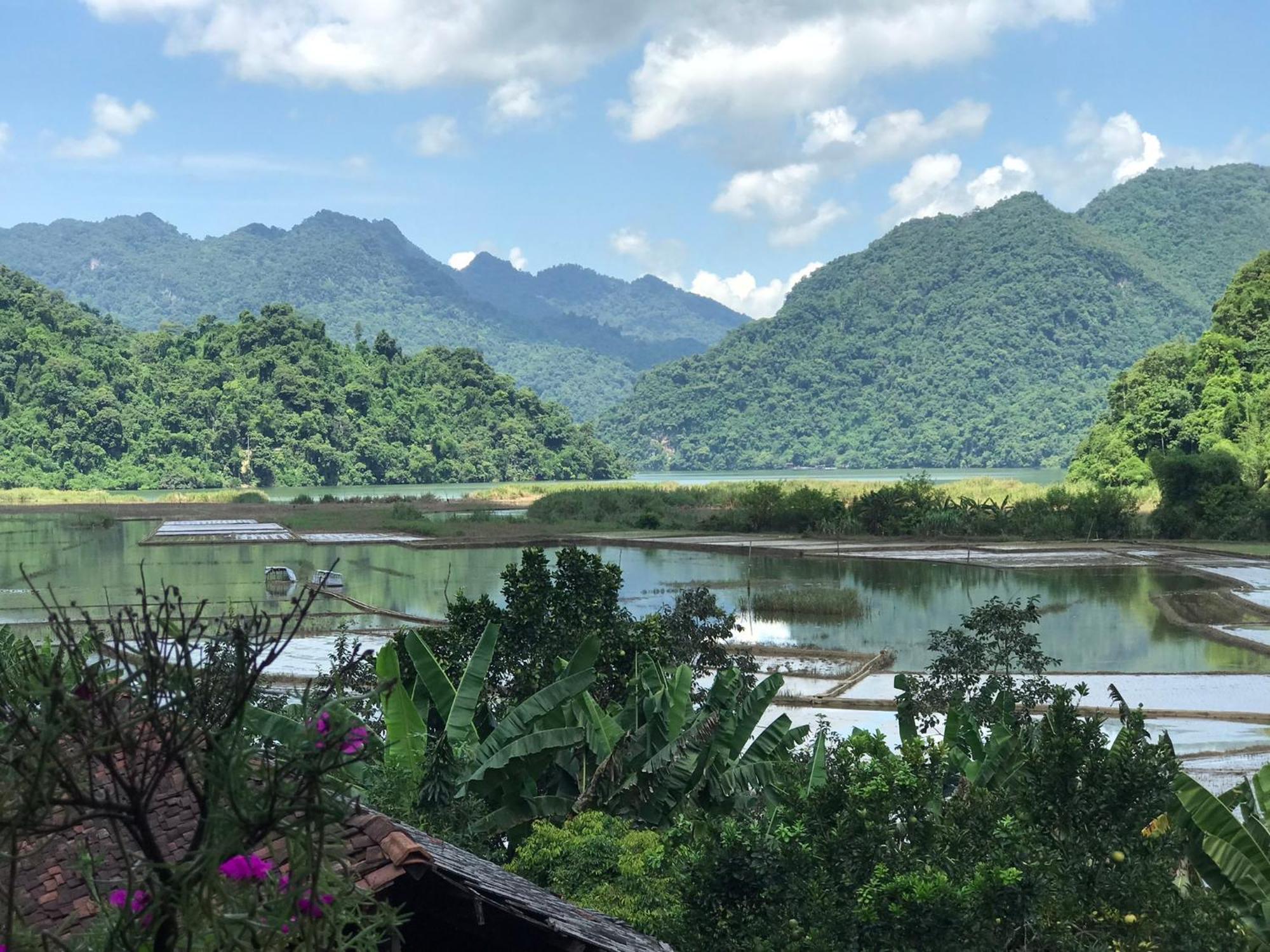Hoang Quan Homestay Ba Be Экстерьер фото
